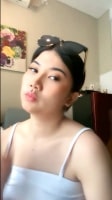 Jeju host cantik menggoda